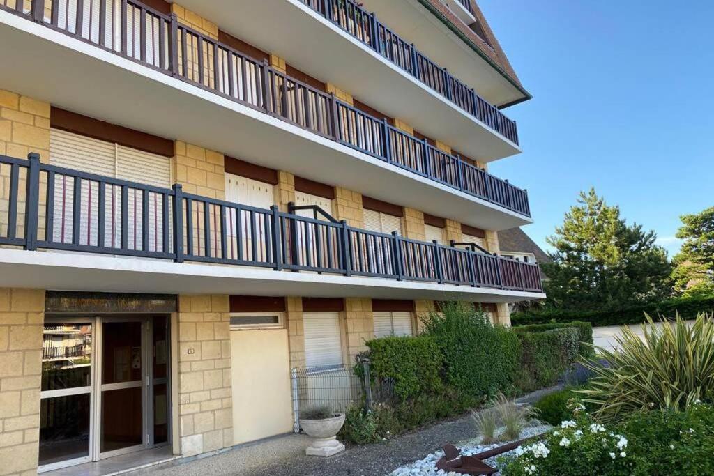 Magnifique Appartement Vue Mer A 50 M De La Plage Villers-sur-Mer Exterior foto